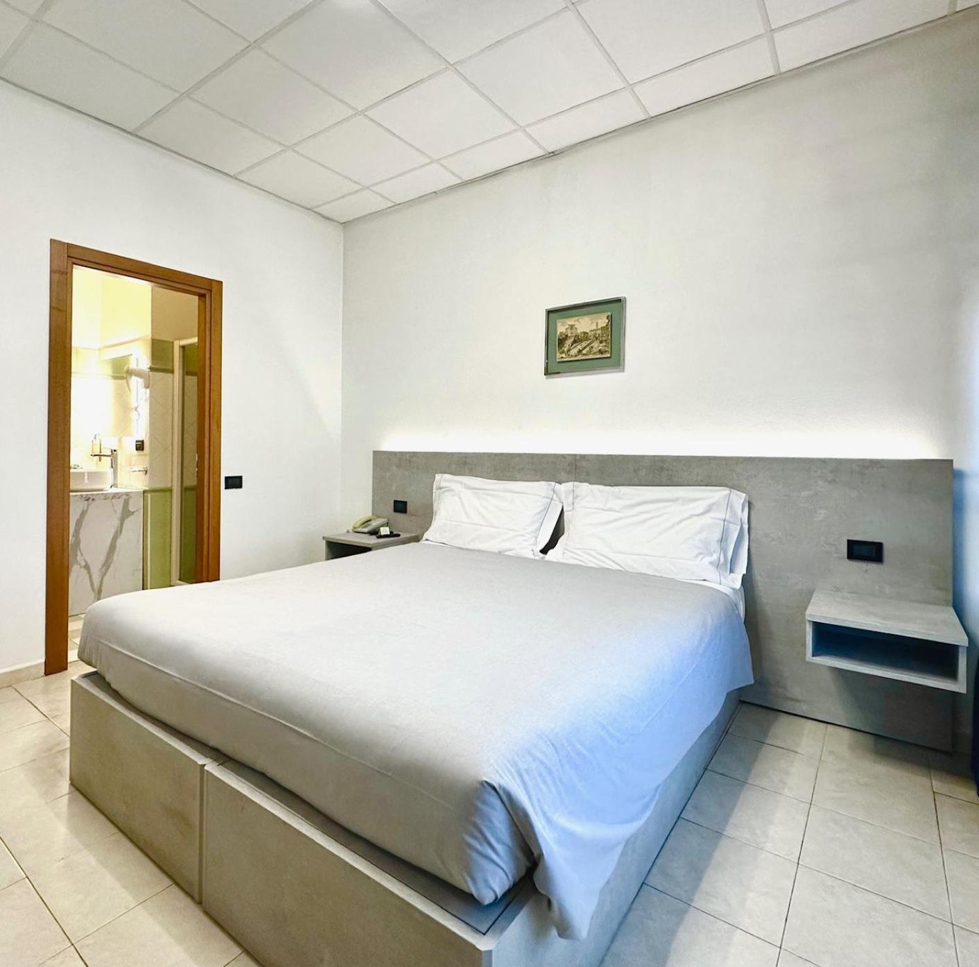 Hotel Leonardo Brescia Extérieur photo