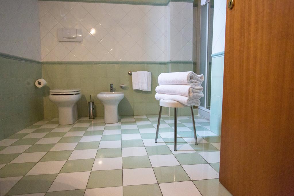 Hotel Leonardo Brescia Extérieur photo